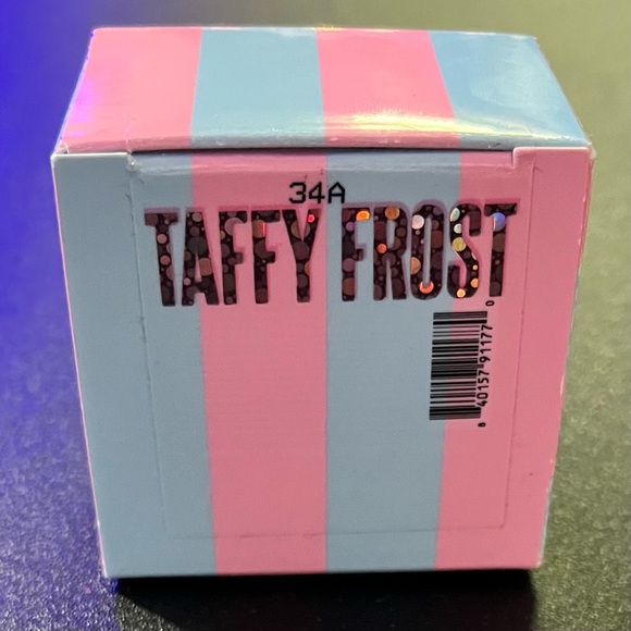 Jeffree Star | ‘Taffy Frost’ Eye Gloss | NiB Cotton Candy Queen L.E. rare - Picture 6 of 14